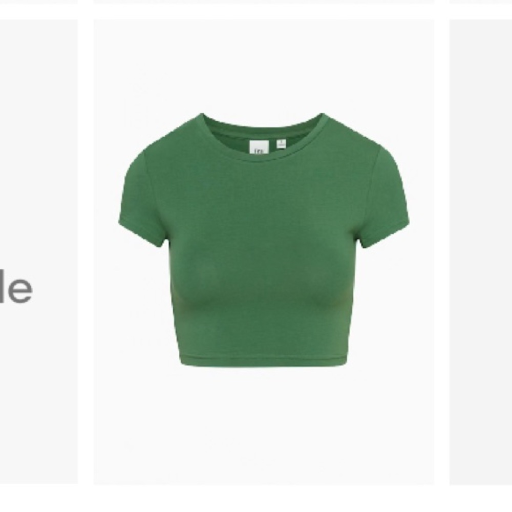 Bundle of 3 Aritzia Ortiz tops - Picture 10 of 10